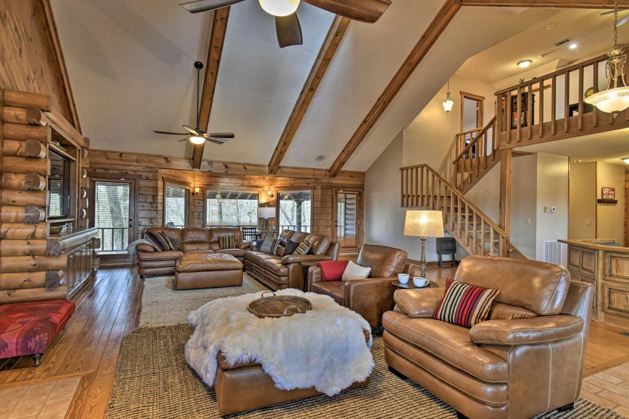 Hilltop Hot Springs Log Cabin With Hot Tub And Grill! Bagian luar foto